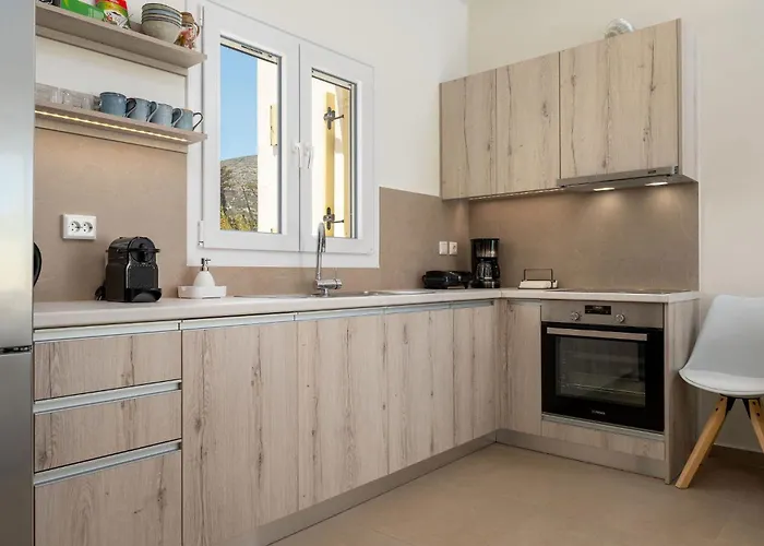 Twin Suns Luxury Villa Drios