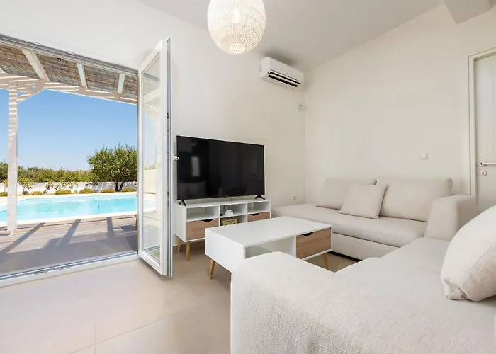 Twin Suns Luxury Villa