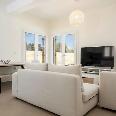 Twin Suns Luxury Villa