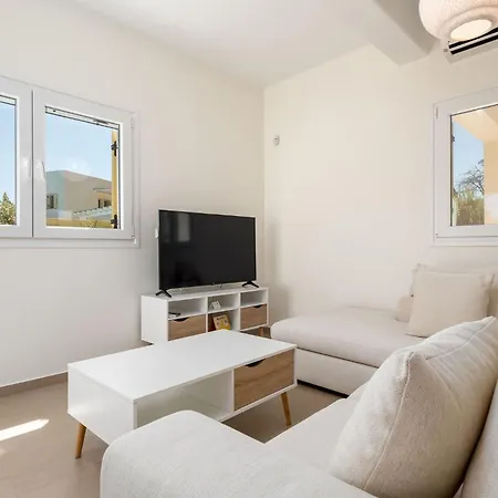 Twin Suns Luxury * Drios