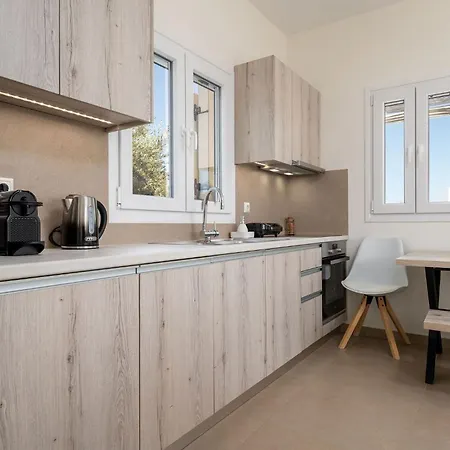 Twin Suns Luxury Drios